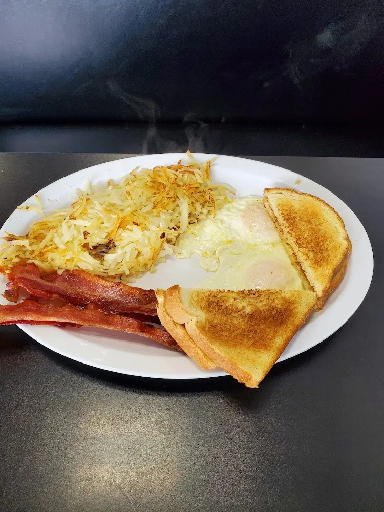 Steak 2 Eggs and Toast